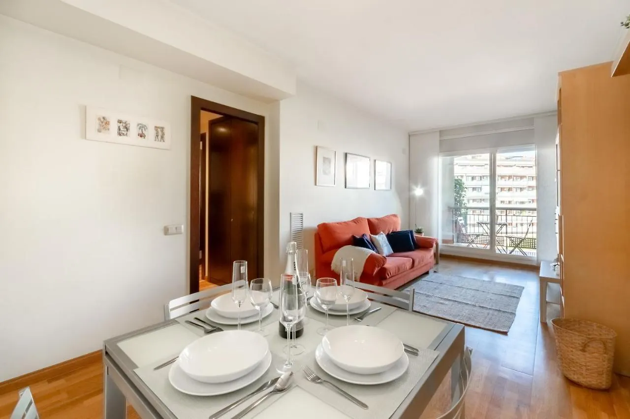 Sagrada Familia: Bonito Y Muy Centrico Apartment Barcelona