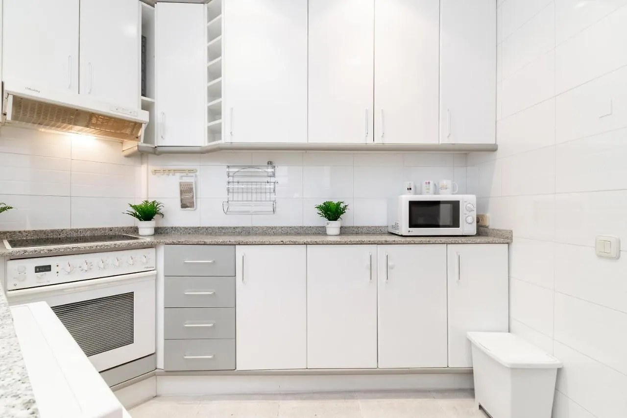 Sagrada Familia: Bonito Y Muy Centrico Apartment Barcelona